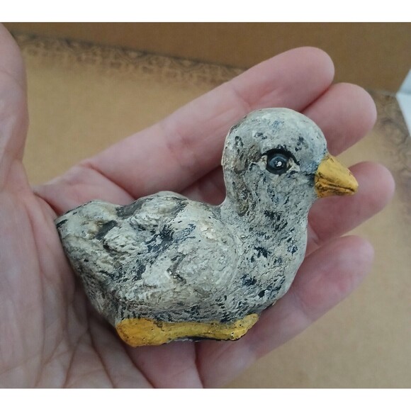 Miniature Bird Figurine Resin Garden Windowsill Decorative Fun Cute 2 Inches - Picture 2 of 9